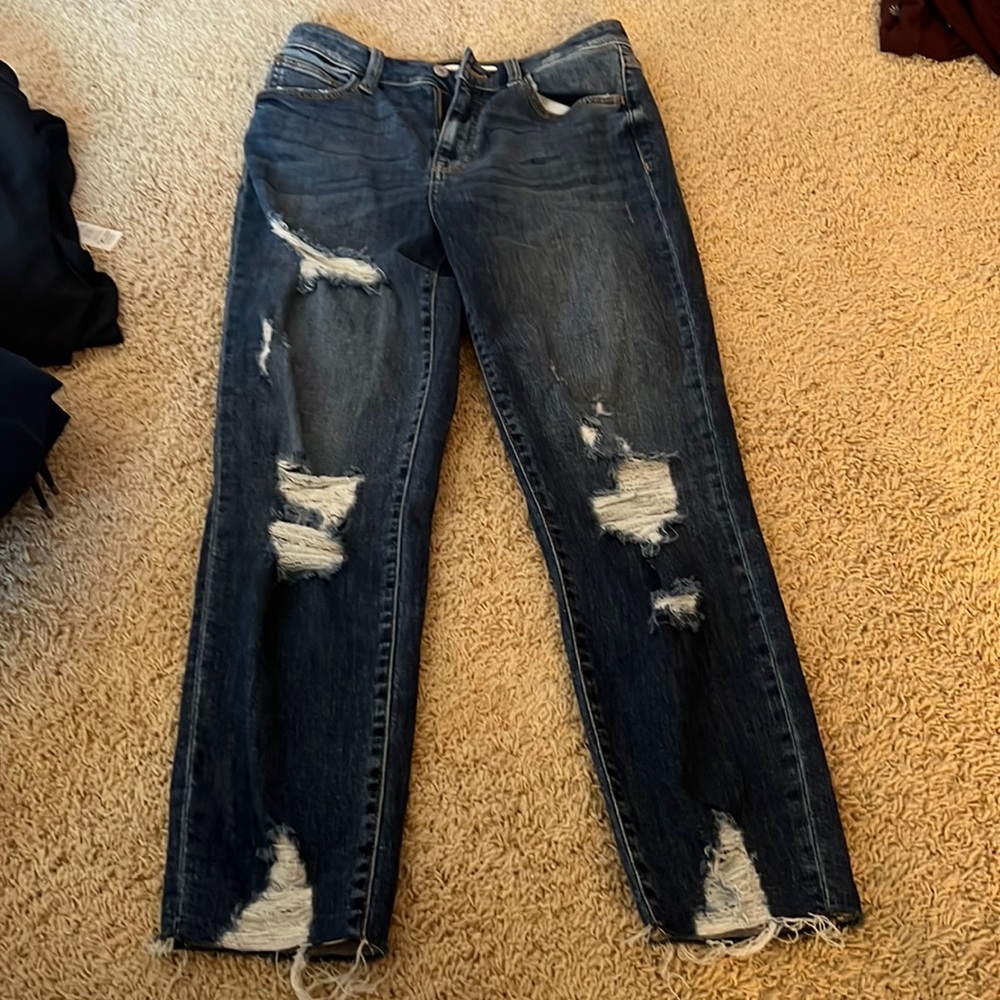 mom cut jeans, not super loose, super comfy